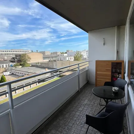 Zentrales In Mit Balkon דירה דיסלדורף