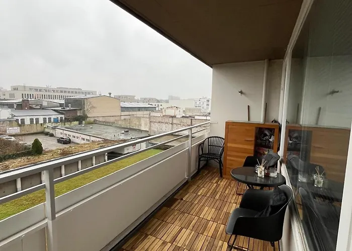 Zentrales In Mit Balkon *